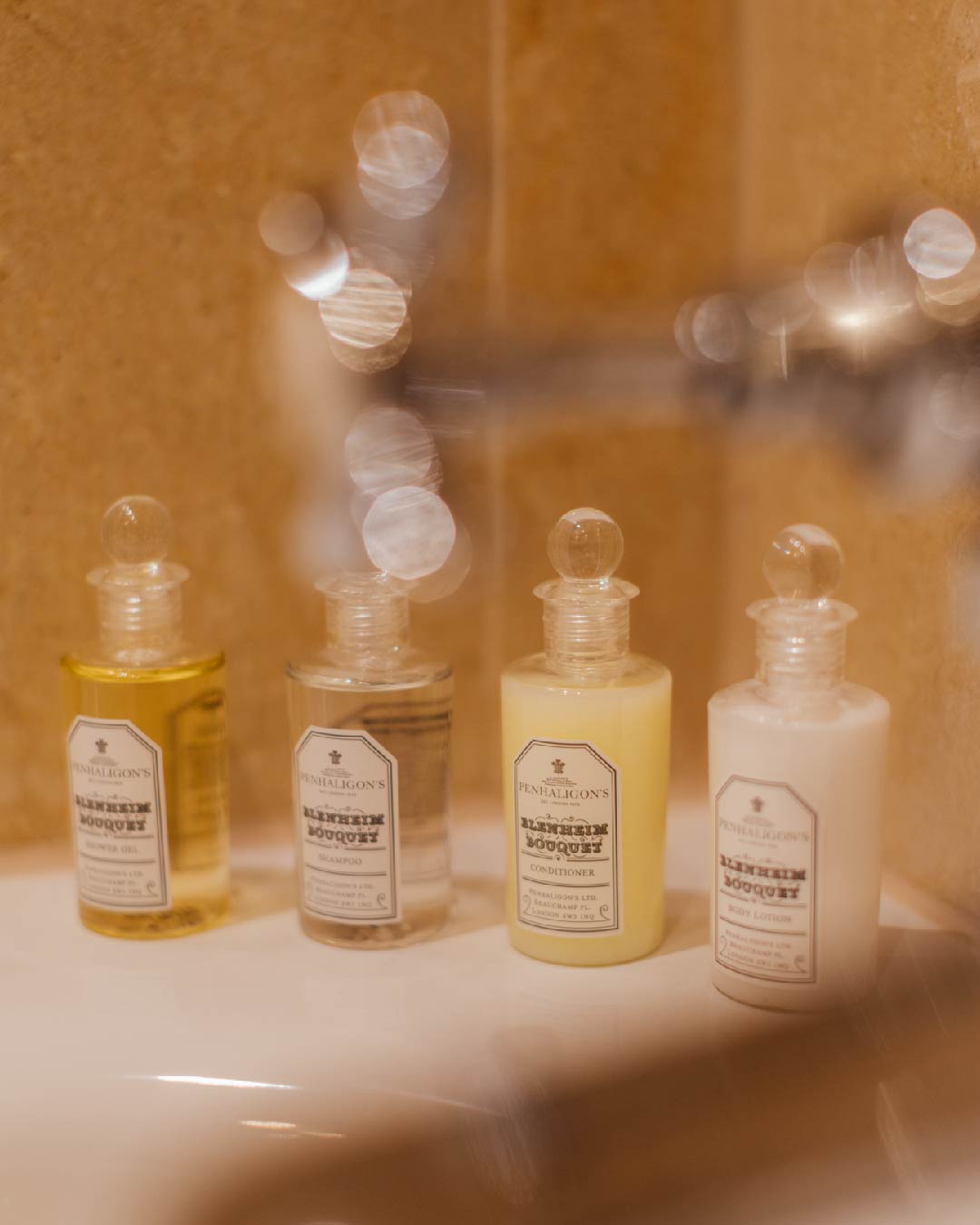 DEL , All Day Dining