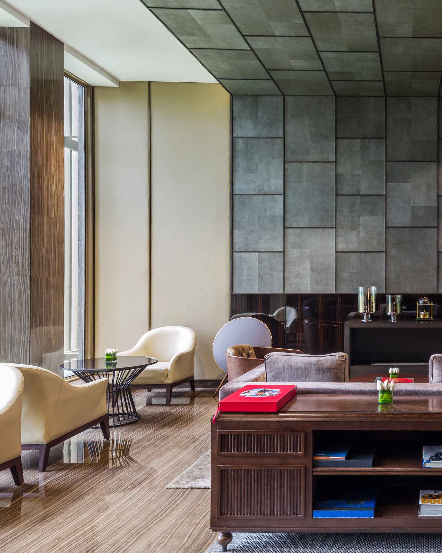 Roseate House Business Center